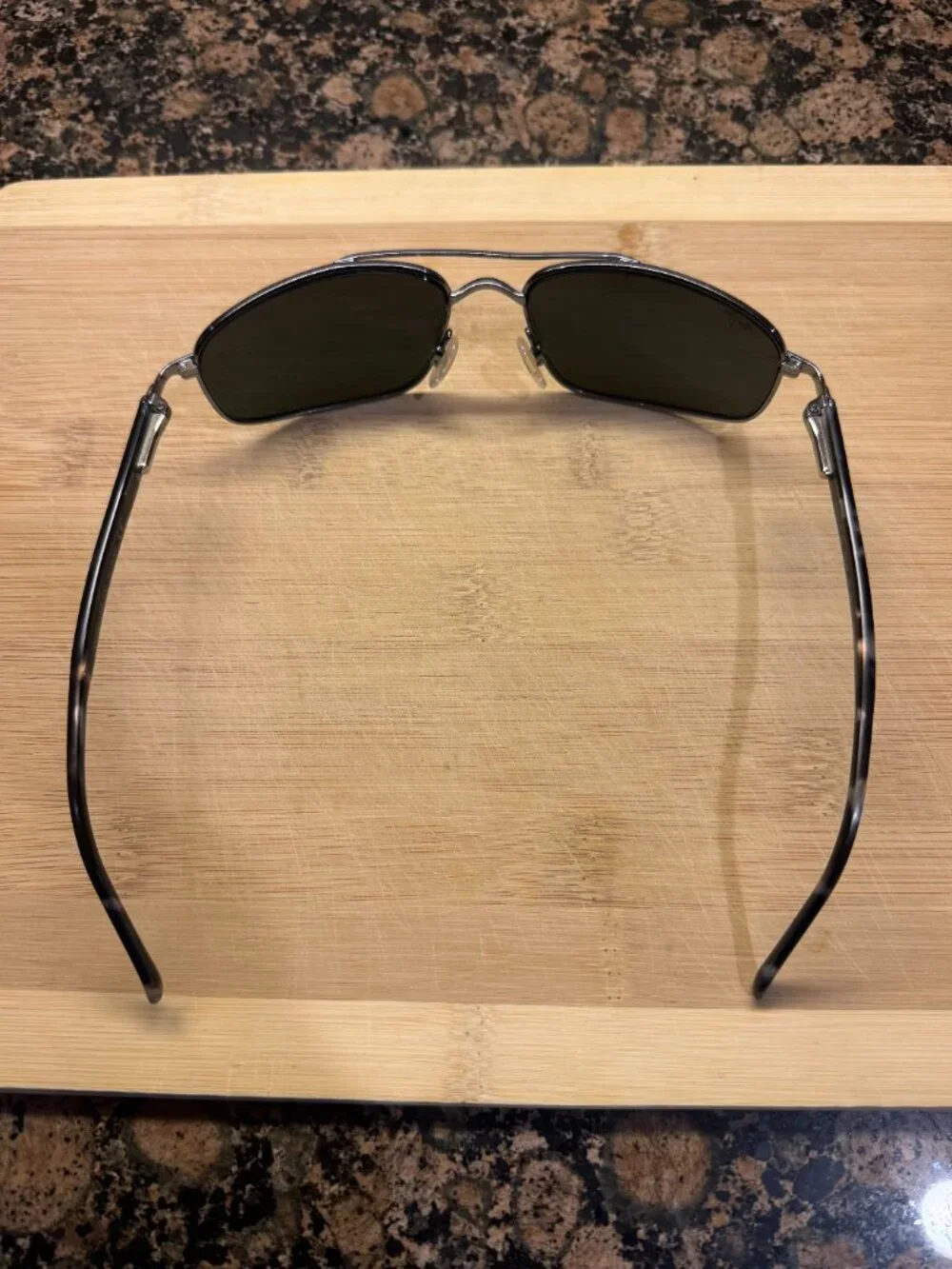 Maui Jim KAHUNA Aviator Polarized Sunglasses MJ162-02 Sport Gunmetal/Black Glass